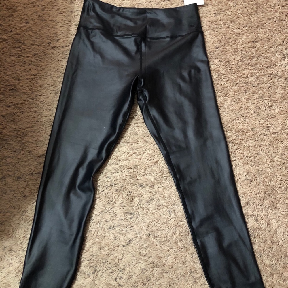Zyia Metallic Black leggings
